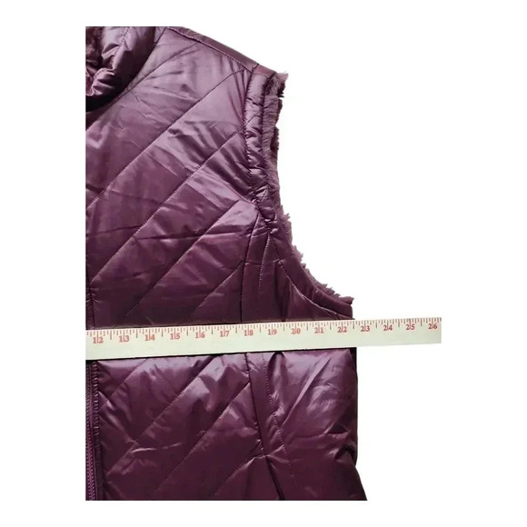 Women's Size XXL Nicole Miller Reversible Quilted Faux Fur Vest Wine Color - Picture 7 of 8